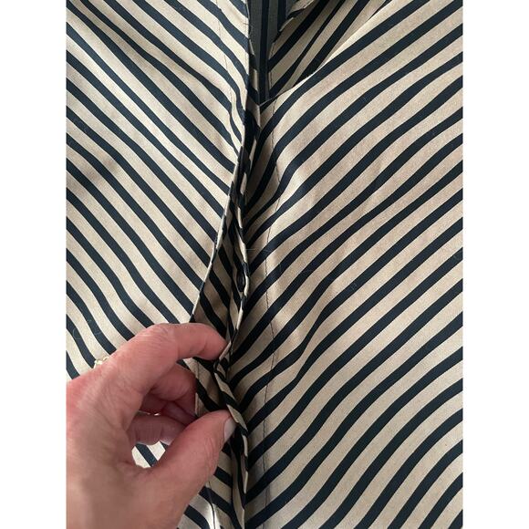 Chico’s Women’s Collar Shirt Sz 3 (16) No-Iron Sateen Striped Button Down blk - Picture 8 of 8